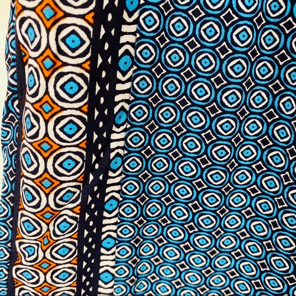 crown & ivy Geometric Pattern Palazzo Pants - Picture 3 of 8